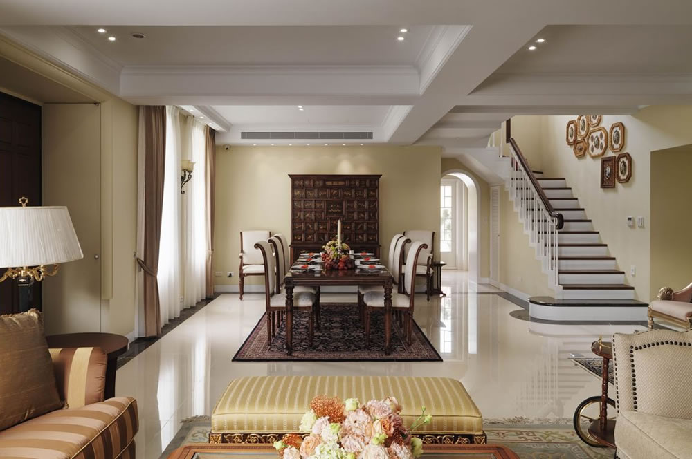 Can the central air conditioner be turned on in sleep mode?