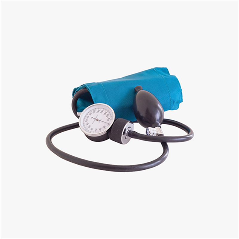 Children's nasal and oral atomization hand-held portable atomizer