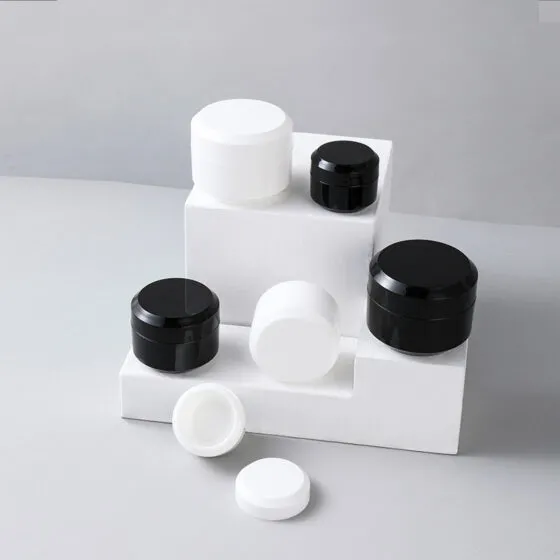 Precautions for laser acne rem