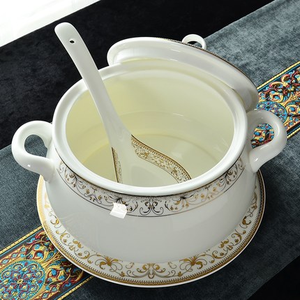 Soup pot