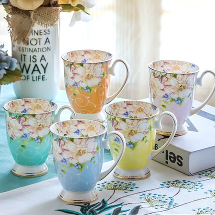 Bone china cup